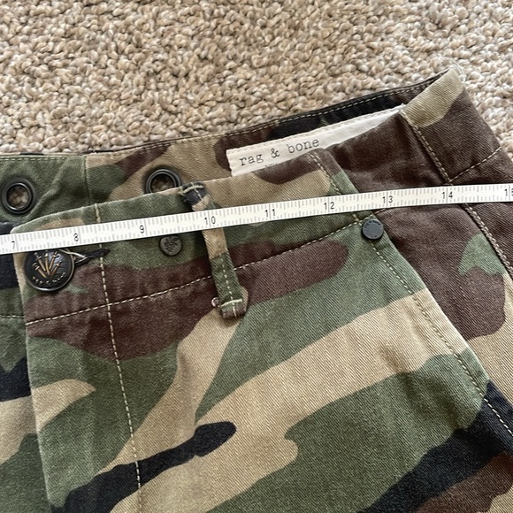 rag & bone Buckley Green Camo Straight Leg Raw Hem High Rise Chino Pant - Picture 12 of 13